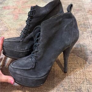 Elizabeth and James Vero Cuoio Charcoal Heeled Boots